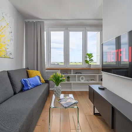 Апартаменти Riverside Flat Near Center Варшава